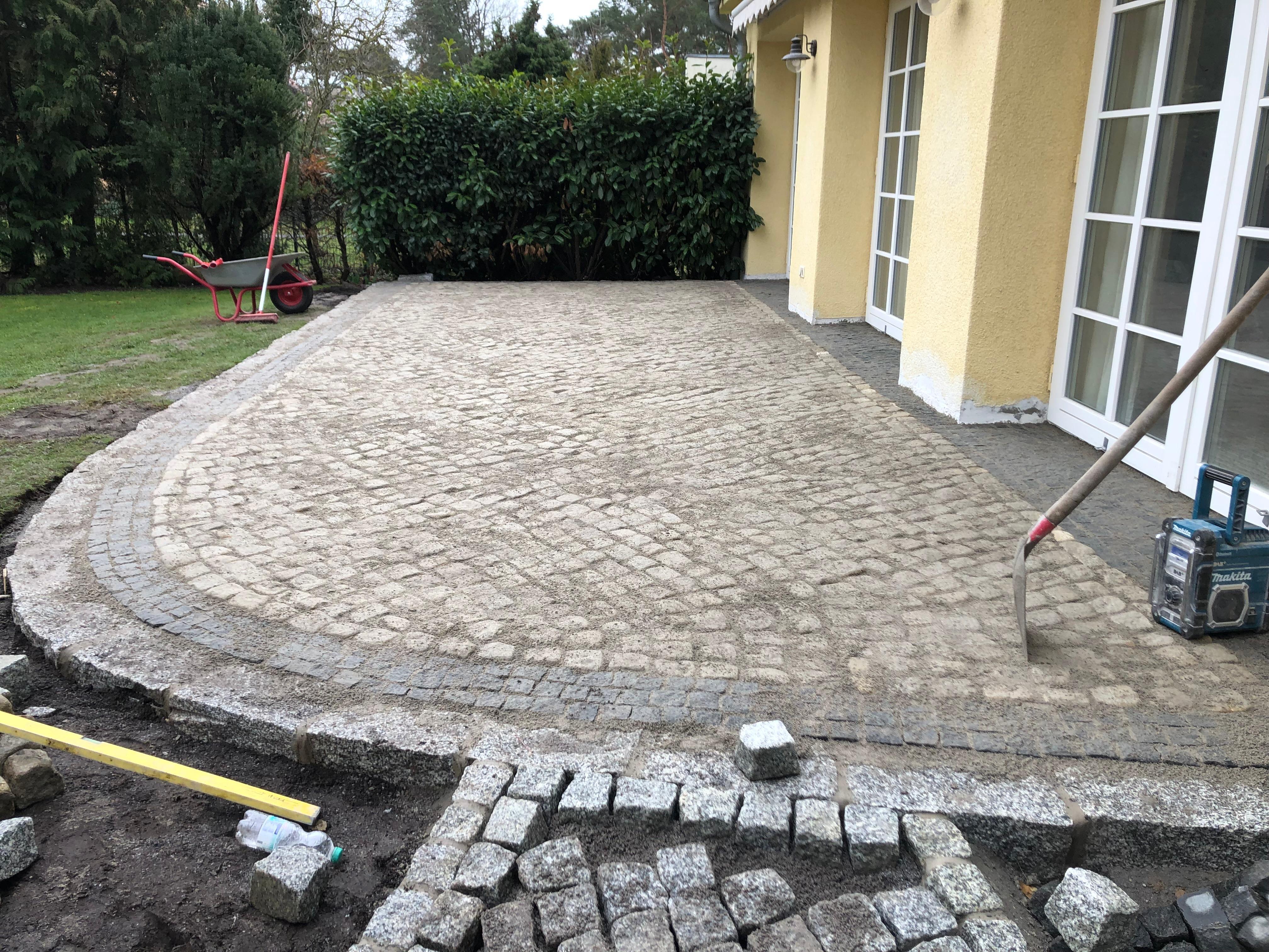 Garten und Terrasse als Aufenthaltsbereich